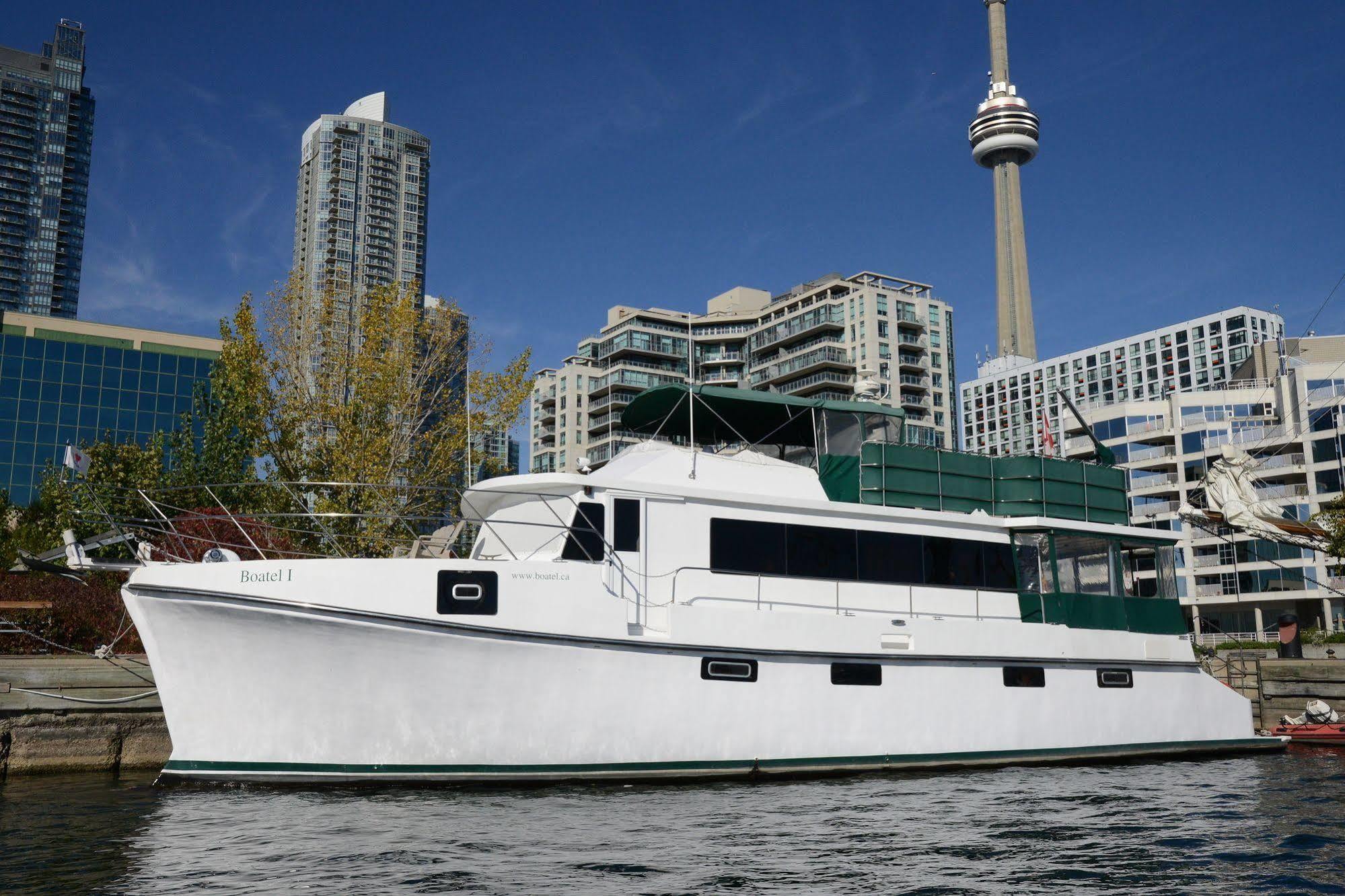 Making Waves Boatel Bed & Breakfast Toronto Exterior photo